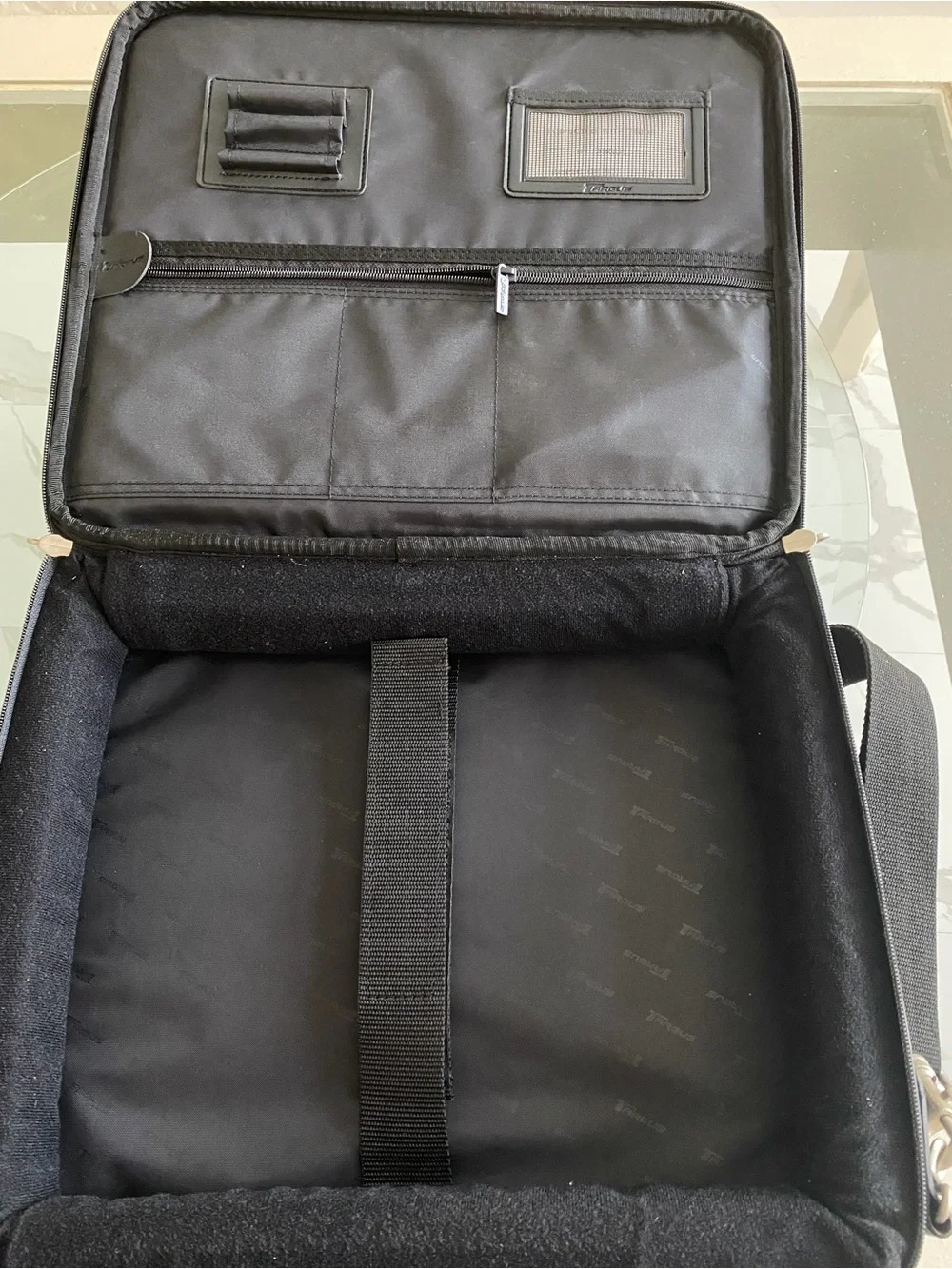 Targus Black Men’s Briefcase - Sleek Professional Laptop Bag
